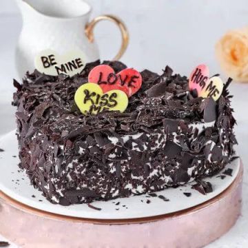 Cutie Divine Black Forest Cake Half Kg
