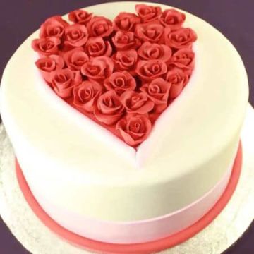 Elegant Anniversary Fondant Cake 2 Kg